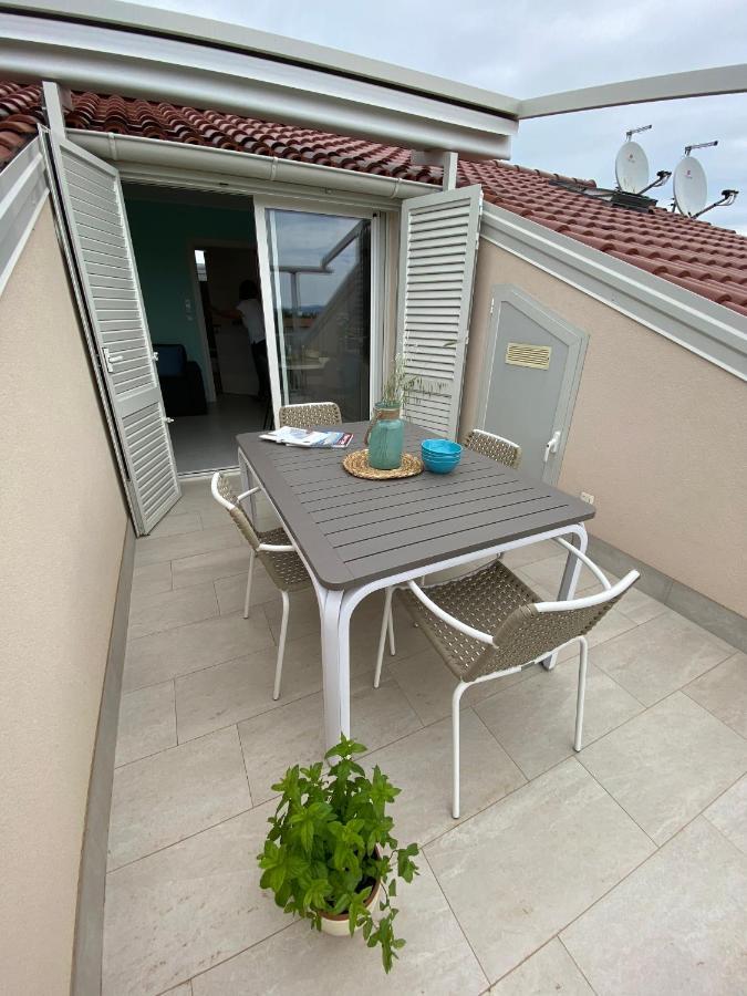 Apartment Vital Nerezine Bagian luar foto