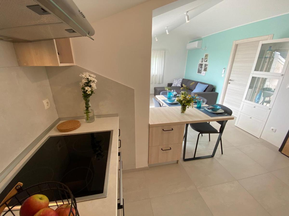 Apartment Vital Nerezine Bagian luar foto