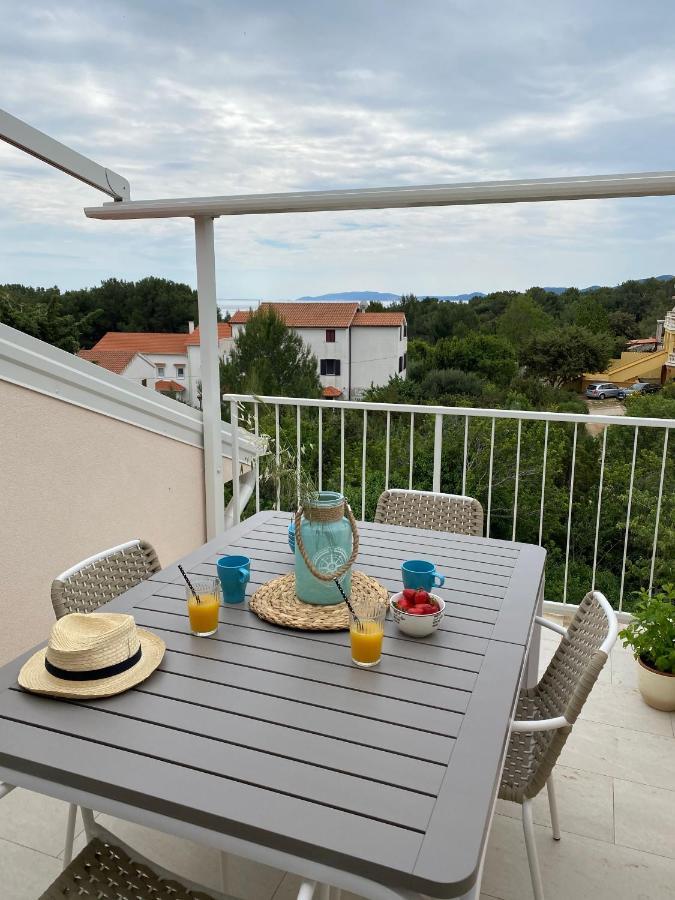 Apartment Vital Nerezine Bagian luar foto
