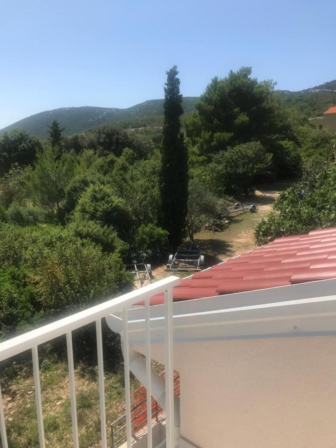 Apartment Vital Nerezine Bagian luar foto