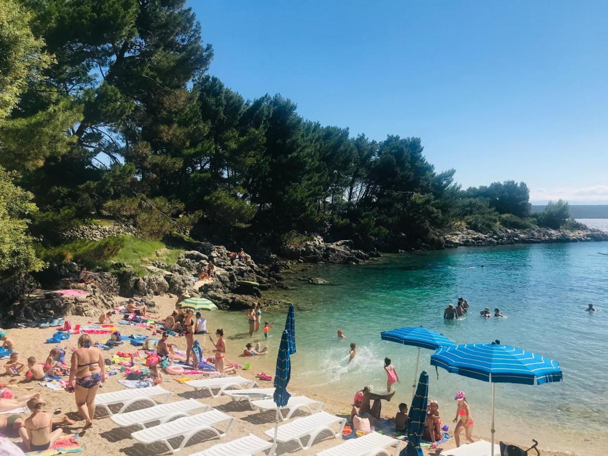 Apartment Vital Nerezine Bagian luar foto